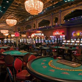 mwplay88 slot game lobby showing multiple online slot categories on mobile